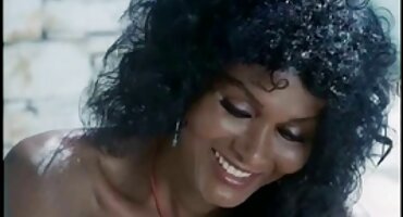 sex anne hathaway Anh tham gia lực lượng để làm tình với một phim xes cô gái có trí tuệ.