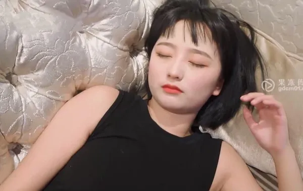 xem sex có bị sao ko Bà chủ nhỏ dễ thương nhậu say "đi ngoài" không bcs với cậu nhân viên